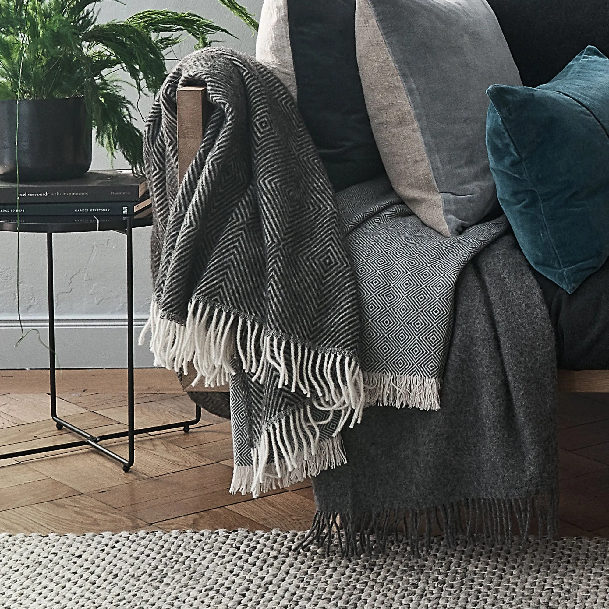Tahua Wool Blanket [Grey brown melange]